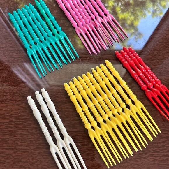 Vintage Colorful Celluloid Appetizer Party Forks Set of 24 - Picture 4 of 7